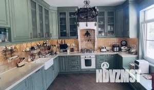 Дом 180м², 2-этажный, на длительный срок, 