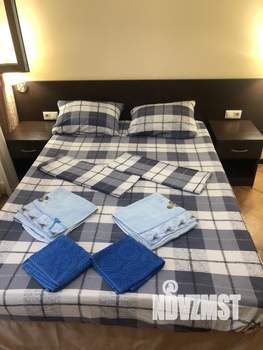 Дом 80м&sup2;, 3-этажный, посуточно, 