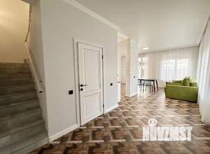 Дом 170м², 2-этажный, посуточно, 