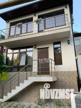 Дом 95м&sup2;, 2-этажный, посуточно, 