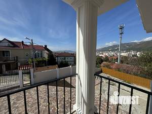 Дом 170м&sup2;, 2-этажный, участок 8 сот.  