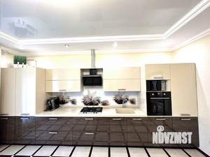 Таунхаус 150м², 3-этажный, участок 2 сот.  