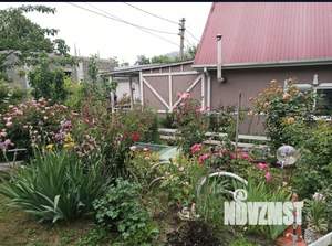 Дом 30м&sup2;, 1-этажный, участок 6 сот.  