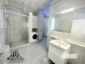 Дом 291м², 3-этажный, участок 11 сот.  