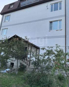 Дом 555м², 4-этажный, участок 9 сот.  