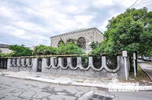 Дом 200м&sup2;, 2-этажный, участок 6 сот.  