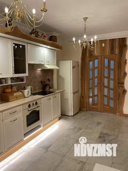 Дом 750м², 2-этажный, участок 27 сот.  