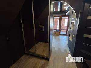 Дом 67м&sup2;, 2-этажный, участок 3 сот.  