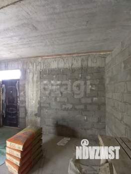 Дом 90м&sup2;, 2-этажный, участок 4 сот.  