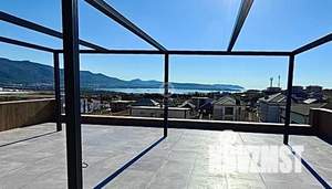 Коттедж 520м&sup2;, 3-этажный, участок 4 сот.  