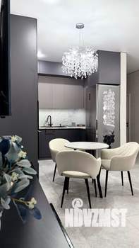 Дом 145м&sup2;, 2-этажный, участок 4 сот.  