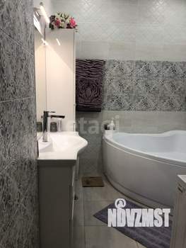 Дом 137м&sup2;, 3-этажный, участок 2 сот.  