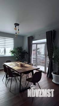 Коттедж 240м&sup2;, 2-этажный, участок 4 сот.  