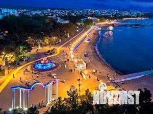 Дом 325м&sup2;, 2-этажный, участок 6 сот.  