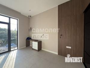 Дом 300м², 3-этажный, участок 6 сот.  