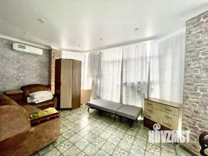 Дом 140м², 3-этажный, участок 8 сот.  