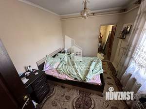 Дом 180м&sup2;, 2-этажный, участок 10 сот.  