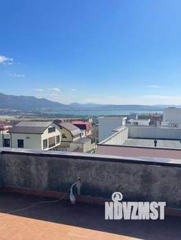 Дом 186м&sup2;, 2-этажный, участок 4 сот.  