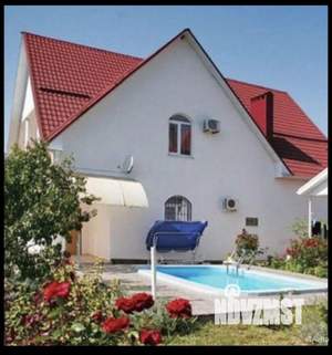 Дом 240м&sup2;, 2-этажный, участок 1132 сот.  