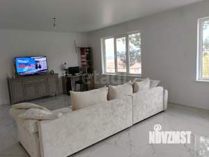 Дом 200м&sup2;, 2-этажный, участок 4 сот.  