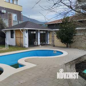 Дом 516м&sup2;, 4-этажный, участок 8 сот.  