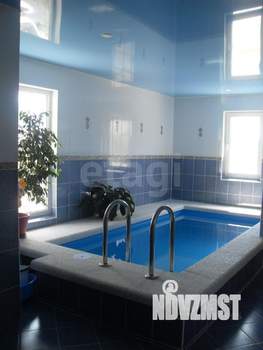 Дом 320м&sup2;, 3-этажный, участок 7 сот.  