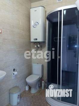 Дом 530м&sup2;, 3-этажный, участок 6 сот.  