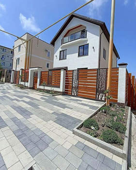 Дом 400м², 4-этажный, участок 4 сот.  