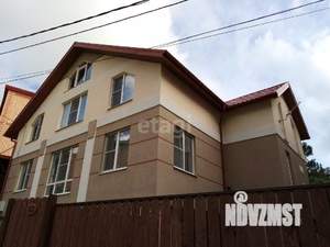 Дом 387м&sup2;, 3-этажный, участок 6 сот.  