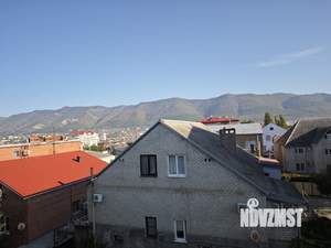 Дом 440м&sup2;, 3-этажный, участок 6 сот.  