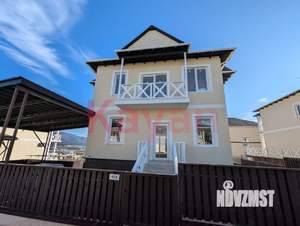 Дом 269м², 3-этажный, участок 5 сот.  