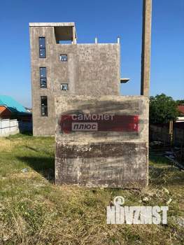 Дом 280м², 3-этажный, участок 6 сот.  