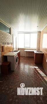 Дом 300м&sup2;, 2-этажный, участок 2 сот.  