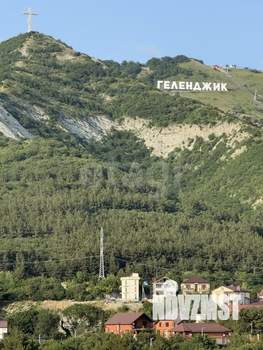 Дом 140м&sup2;, 2-этажный, участок 4 сот.  