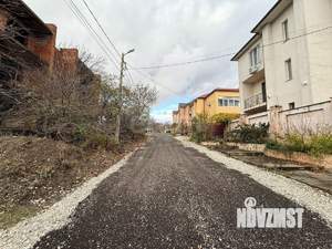 Дом 600м&sup2;, 3-этажный, участок 10 сот.  