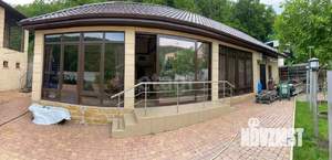 Дом 200м&sup2;, 2-этажный, участок 10 сот.  