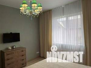 Дом 294м&sup2;, 4-этажный, участок 4 сот.  