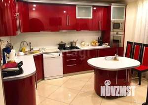 Дом 190м&sup2;, 2-этажный, участок 5 сот.  