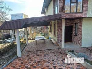 Дом 205м&sup2;, 3-этажный, участок 5 сот.  