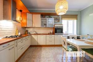 Дом 231м², 2-этажный, участок 5 сот.  