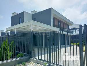 Дом 260м&sup2;, 2-этажный, участок 6 сот.  