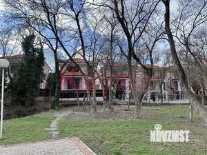 Дом 281м&sup2;, 3-этажный, участок 3 сот.  