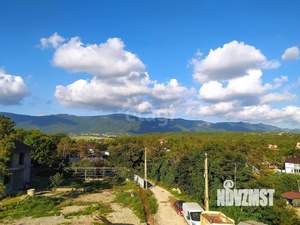 Дом 224м&sup2;, 3-этажный, участок 4 сот.  