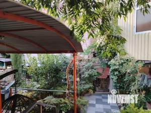 Дом 300м&sup2;, 4-этажный, участок 4 сот.  