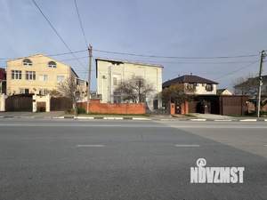 Дом 450м&sup2;, 3-этажный, участок 5 сот.  