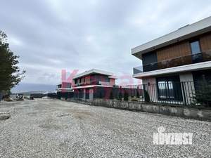 Дом 260м&sup2;, 2-этажный, участок 5 сот.  