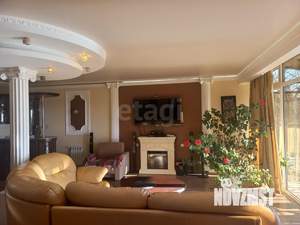 Дом 250м&sup2;, 3-этажный, участок 4 сот.  