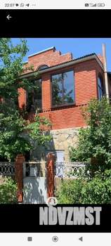 Коттедж 180м², 2-этажный, участок 4 сот.  