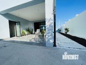 Дом 220м&sup2;, 2-этажный, участок 4 сот.  