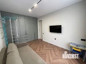Дом 225м², 3-этажный, участок 3 сот.  